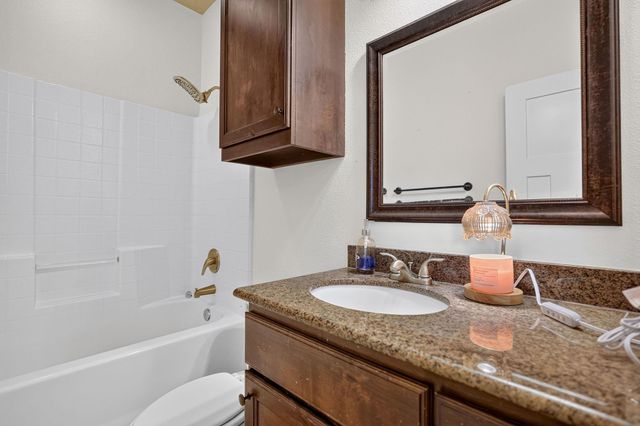 4001 Golden Eagle Drive, Bryan, TX 77808