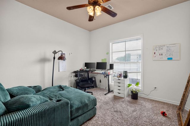 4001 Golden Eagle Drive, Bryan, TX 77808