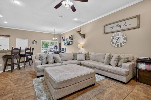 4001 Golden Eagle Drive, Bryan, TX 77808