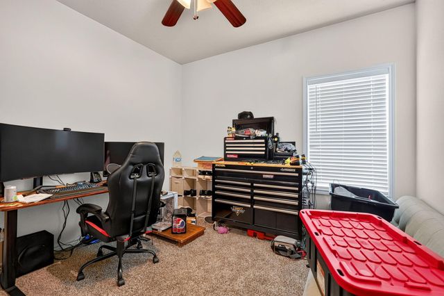 4001 Golden Eagle Drive, Bryan, TX 77808