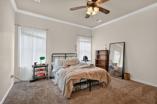 4001 Golden Eagle Drive, Bryan, TX 77808