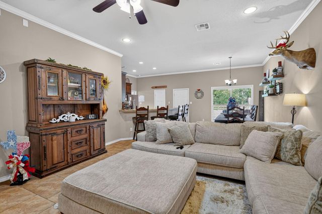 4001 Golden Eagle Drive, Bryan, TX 77808