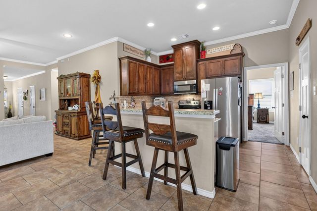 4001 Golden Eagle Drive, Bryan, TX 77808