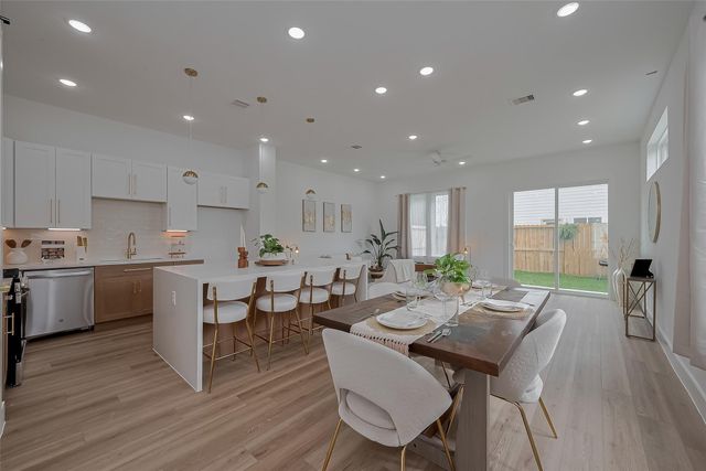 778 Mansfield St, Houston, TX 77091