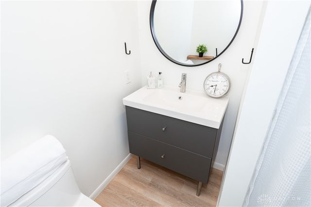 319 Orchard Drive, Oakwood, OH 45419