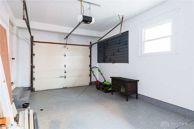 319 Orchard Drive, Oakwood, OH 45419