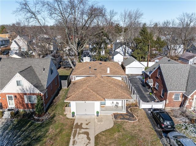 319 Orchard Drive, Oakwood, OH 45419