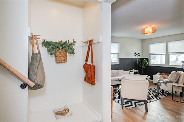 319 Orchard Drive, Oakwood, OH 45419