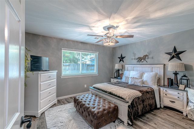 15607 Juniper Hollow Way, Cypress, TX 77433