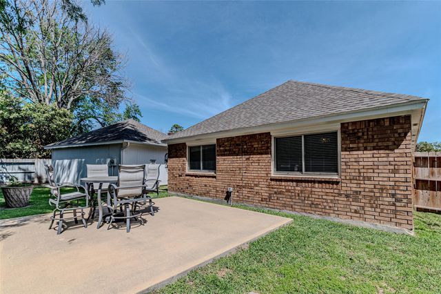 15607 Juniper Hollow Way, Cypress, TX 77433