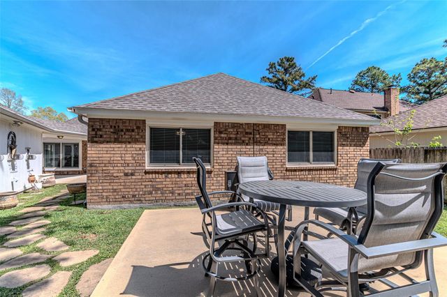 15607 Juniper Hollow Way, Cypress, TX 77433