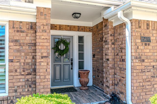 15607 Juniper Hollow Way, Cypress, TX 77433