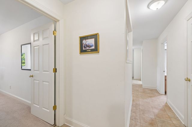 353 Waters Edge Dr, Estill Springs, TN 37330