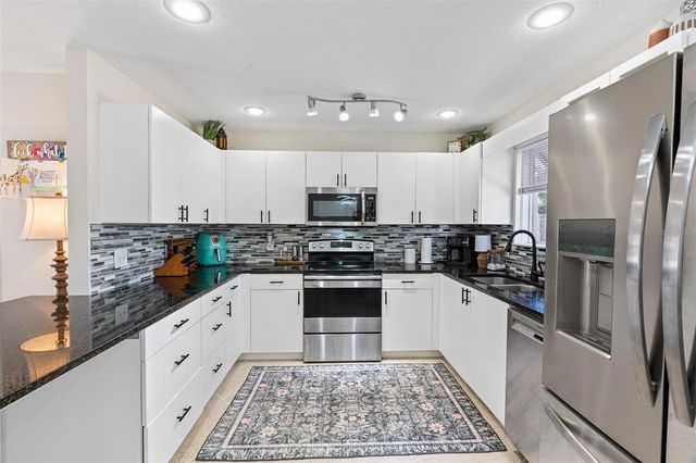 1380 2ND AVENUE, Deland, FL 32724