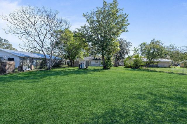 1380 2ND AVENUE, Deland, FL 32724