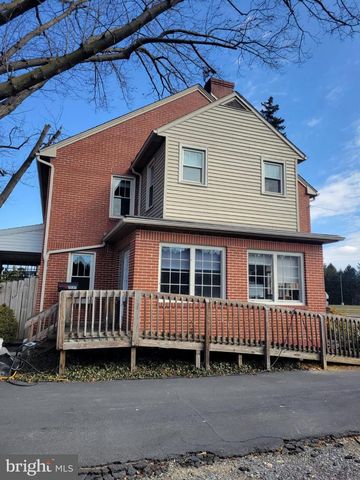 835 W KING ST, Shippensburg, PA 17257