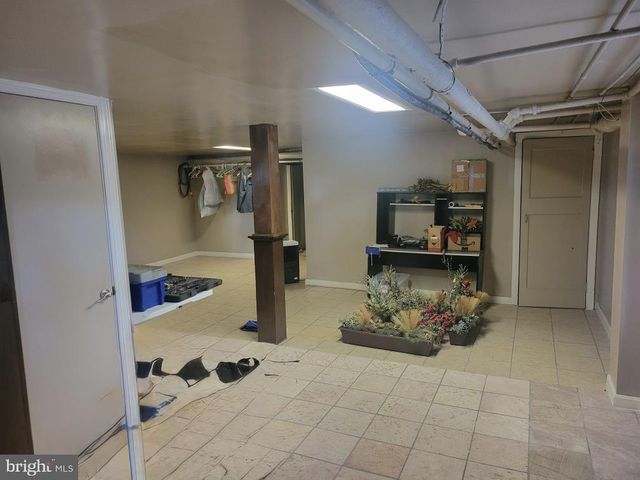 835 W KING ST, Shippensburg, PA 17257