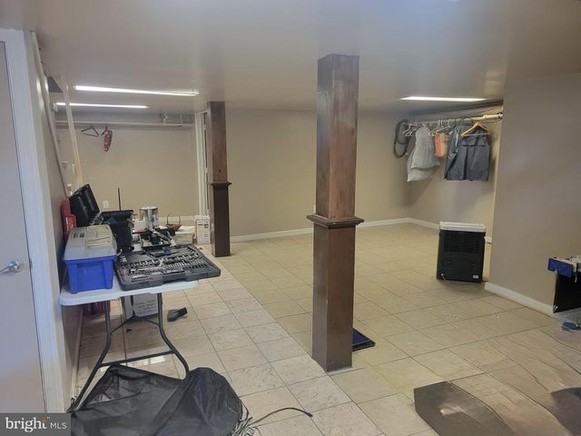 835 W KING ST, Shippensburg, PA 17257