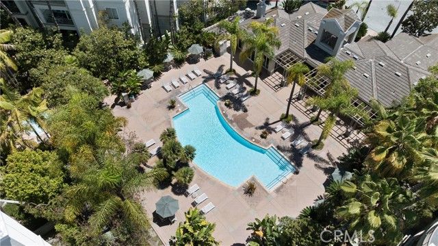 2243 Martin 217, Irvine, CA 92612