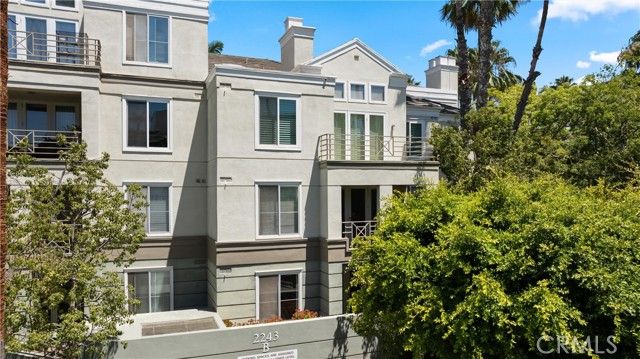 2243 Martin 217, Irvine, CA 92612