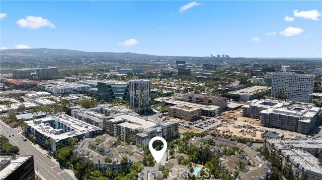 2243 Martin 217, Irvine, CA 92612