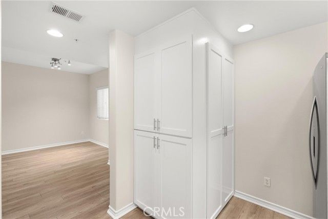 2243 Martin 217, Irvine, CA 92612