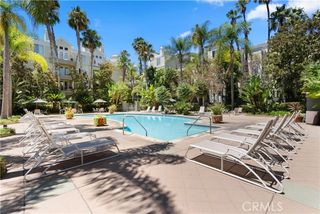 2243 Martin 217, Irvine, CA 92612