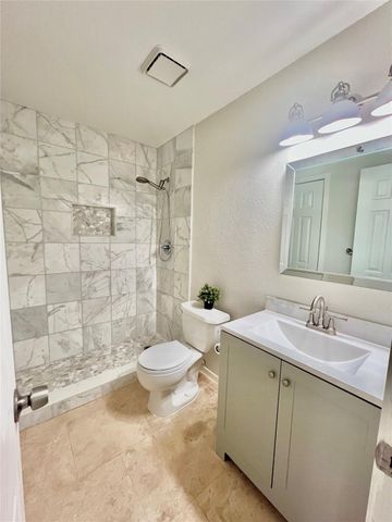 23 Dellforest Court, The Woodlands, TX 77381