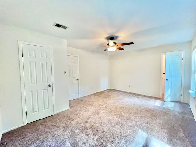23 Dellforest Court, The Woodlands, TX 77381