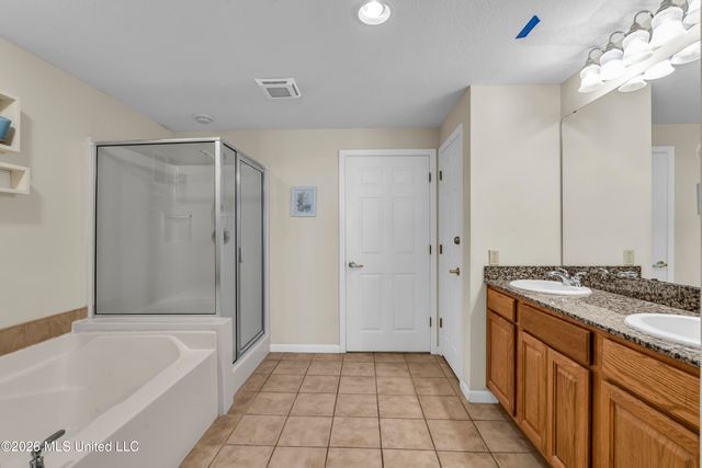 2230 Beach Drive, 504, Gulfport, MS 39507