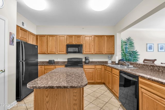2230 Beach Drive, 504, Gulfport, MS 39507