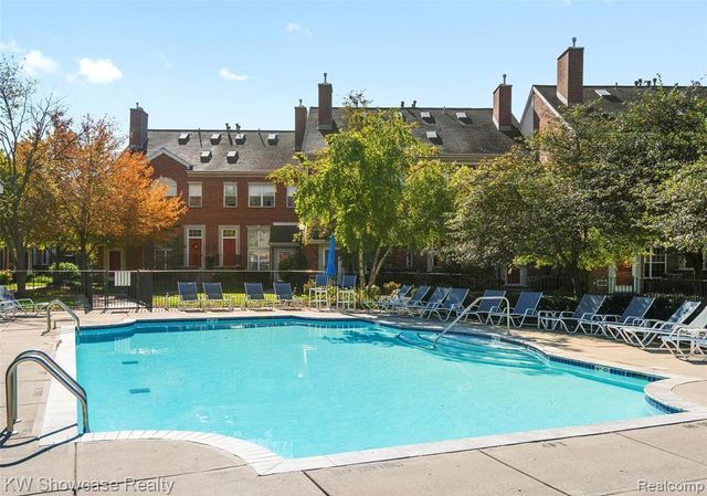 1522 Maryland Club Drive, Royal Oak, MI 48067