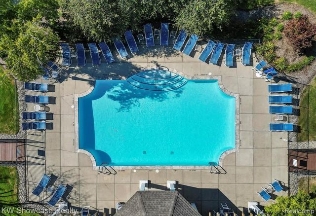 1522 Maryland Club Drive, Royal Oak, MI 48067