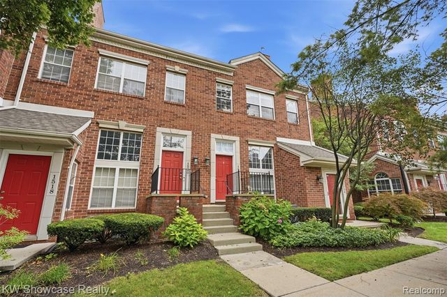 1522 Maryland Club Drive, Royal Oak, MI 48067