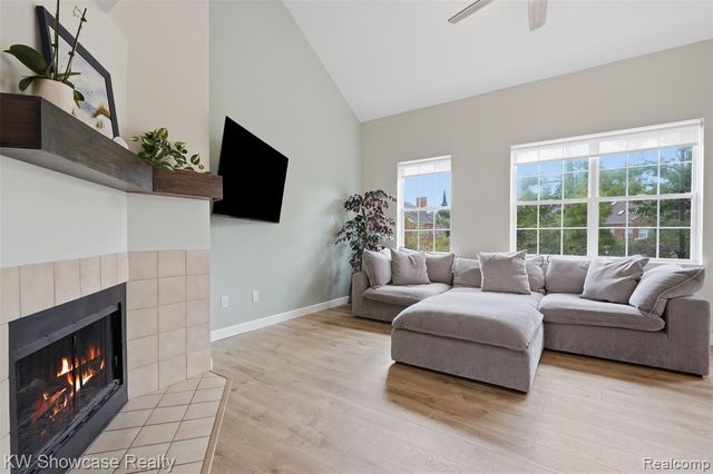1522 Maryland Club Drive, Royal Oak, MI 48067