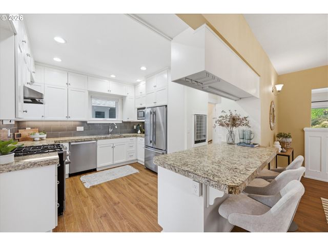 3147 Se TIBBETTS St, Portland, OR 97202