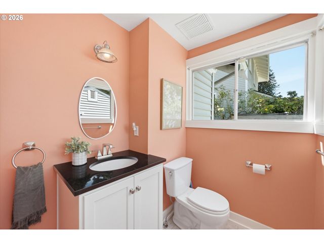 3147 Se TIBBETTS St, Portland, OR 97202