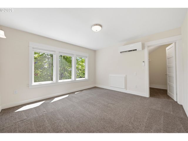 3147 Se TIBBETTS St, Portland, OR 97202