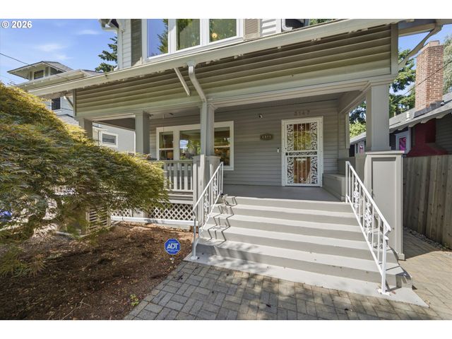 3147 Se TIBBETTS St, Portland, OR 97202