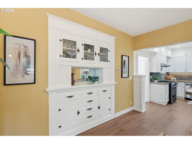 3147 Se TIBBETTS St, Portland, OR 97202