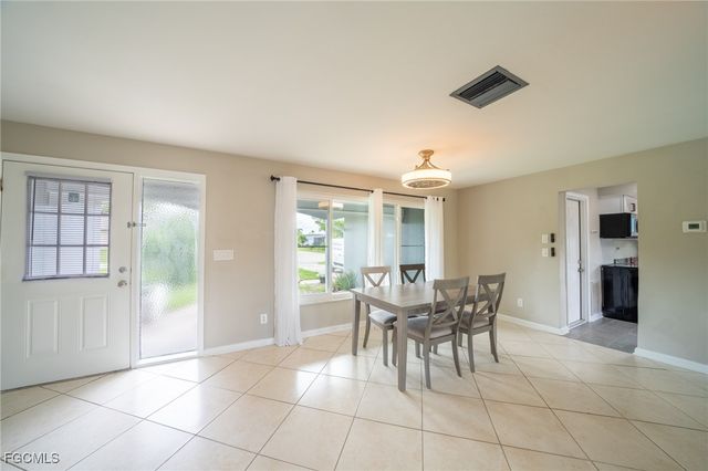 118 SW 59th ST, Cape Coral, FL 33914