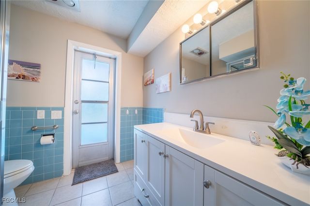 118 SW 59th ST, Cape Coral, FL 33914