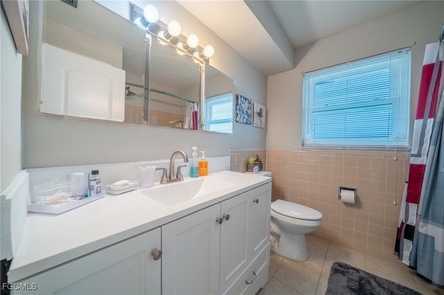 118 SW 59th ST, Cape Coral, FL 33914