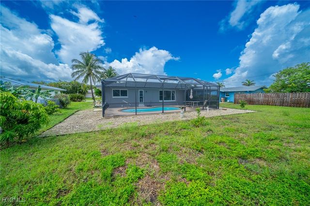 118 SW 59th ST, Cape Coral, FL 33914