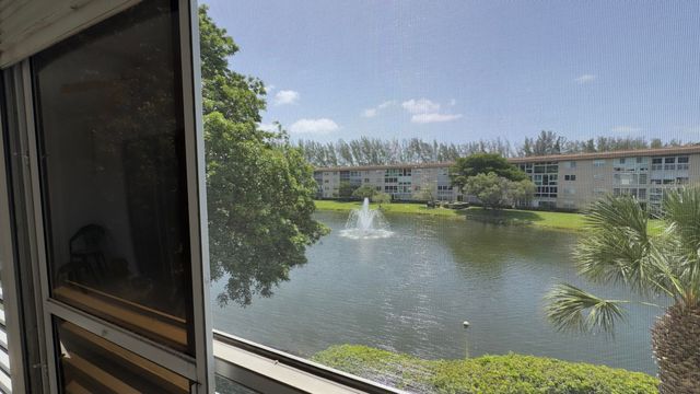 1805 Eleuthera Point G3, Coconut Creek, FL 33066