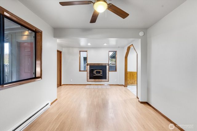 3004 Oak Street, Longview, WA 98632