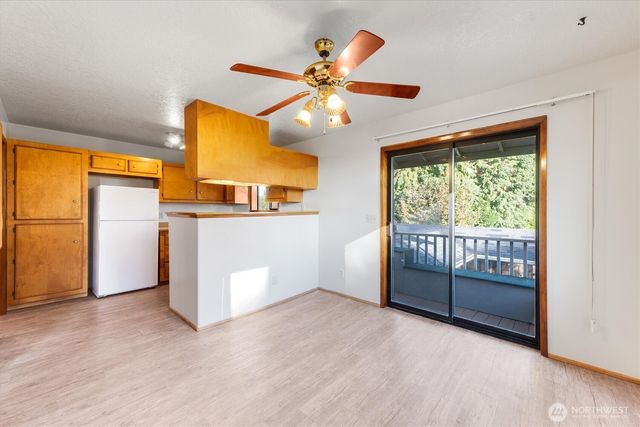 3004 Oak Street, Longview, WA 98632