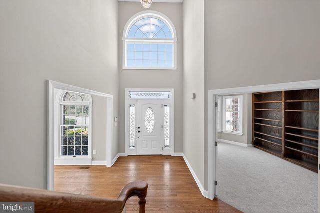 71 BROADACRE DR, Mount Laurel, NJ 08054