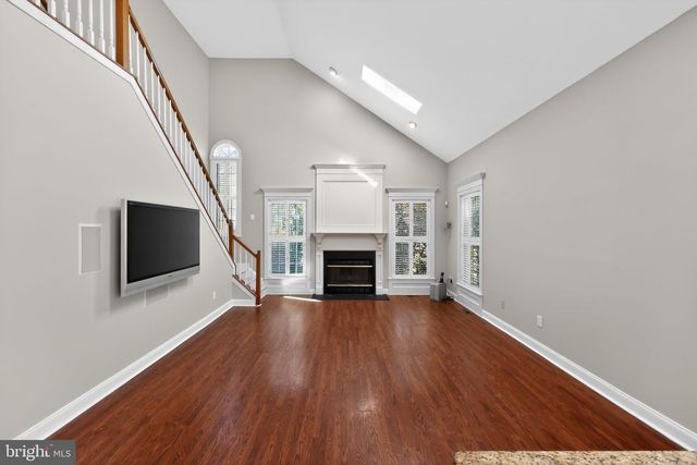 71 BROADACRE DR, Mount Laurel, NJ 08054