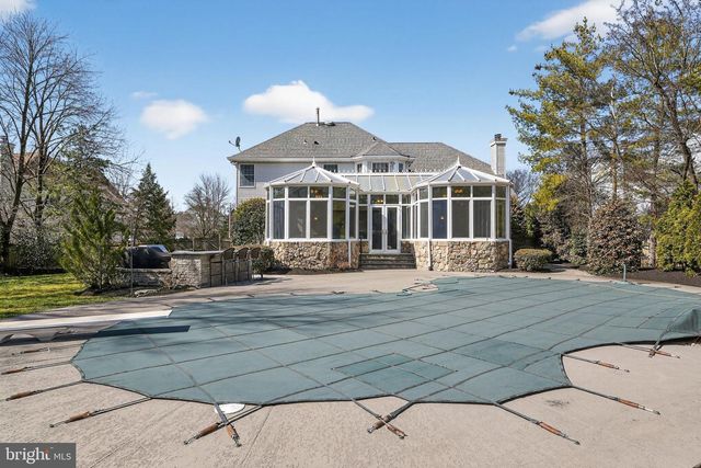 71 BROADACRE DR, Mount Laurel, NJ 08054